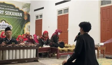 Peningkatan Keterampilan Pambiwara dan Karawitan sebagai Upaya Penguatan Karakter Masyarakat Desa Bandungan
