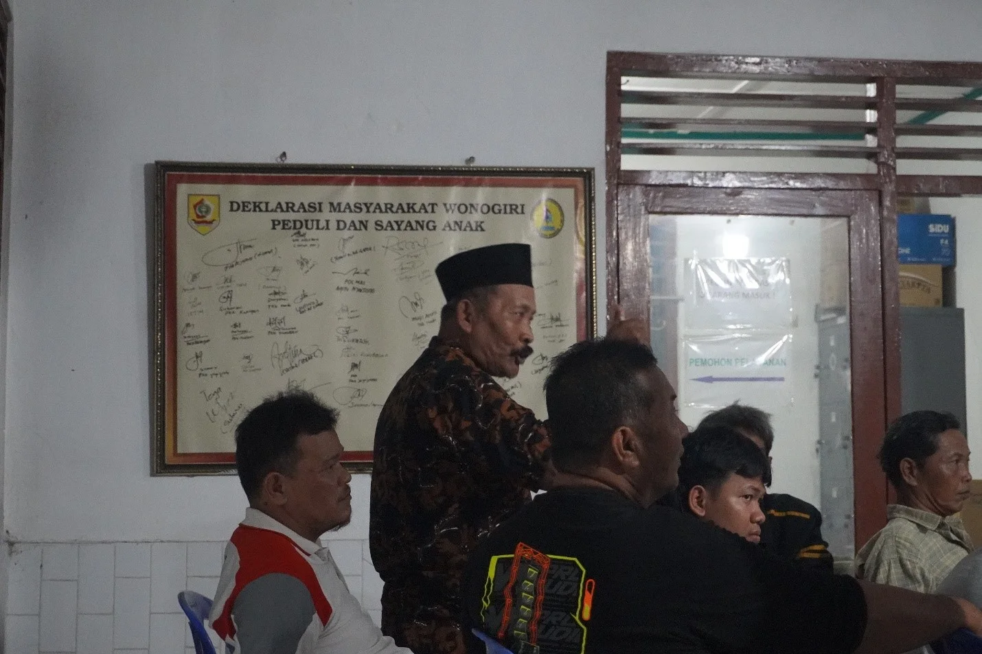 Dosen dan Mahasiswa Undip 1