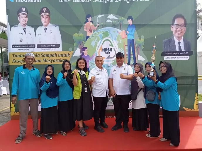 Sukses Kelola Sampah di Belawan, Bank Sampah Berkah Raih Penghargaan Walikota Medan